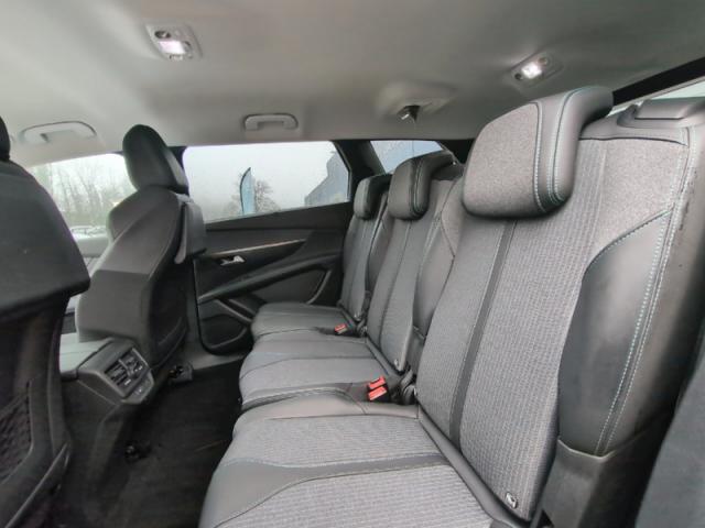 Peugeot 5008 image 5