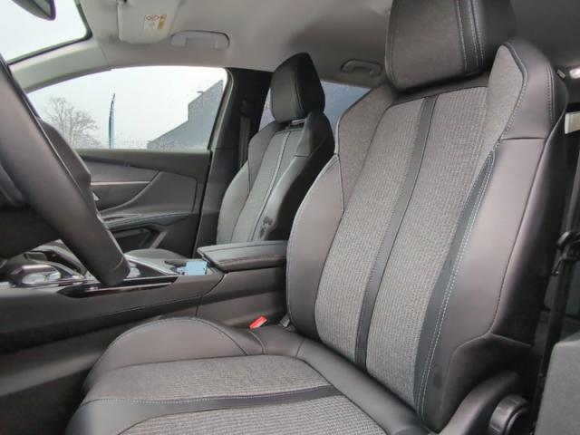 Peugeot 5008 image 6