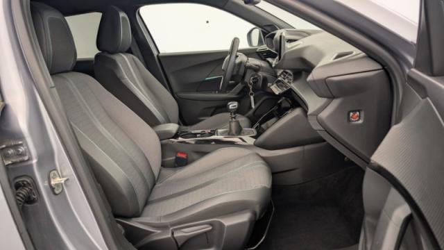 Peugeot 2008 image 7