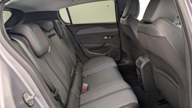 Peugeot 308 image 6