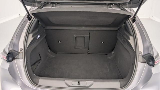 Peugeot 308 image 7