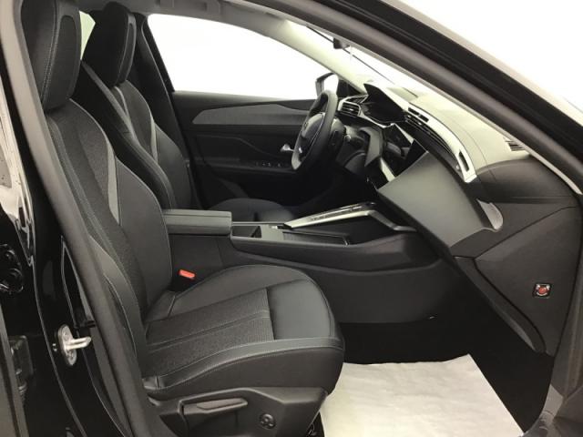 Peugeot 308 image 1