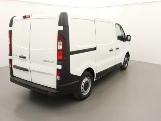 Renault Trafic image 1