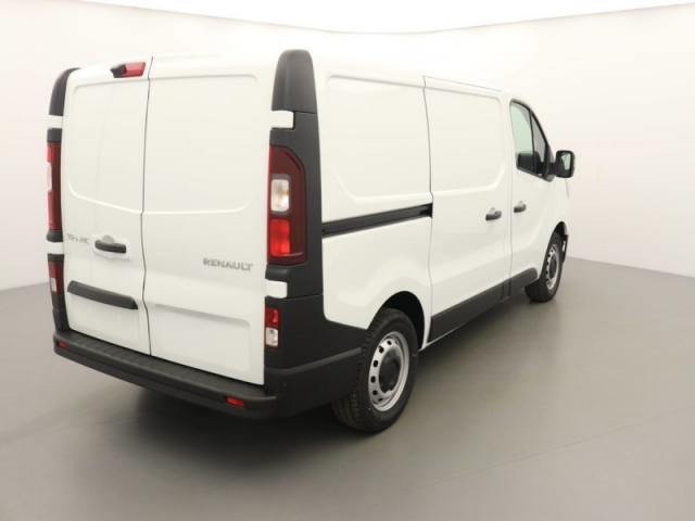 Renault Trafic image 1