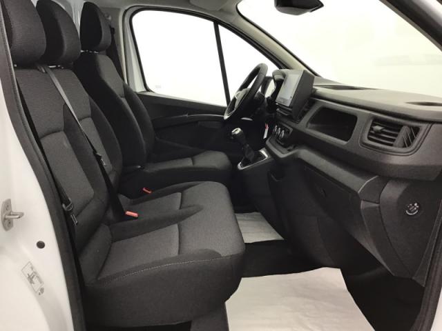 Renault Trafic image 4