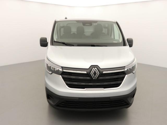 Renault Trafic image 2