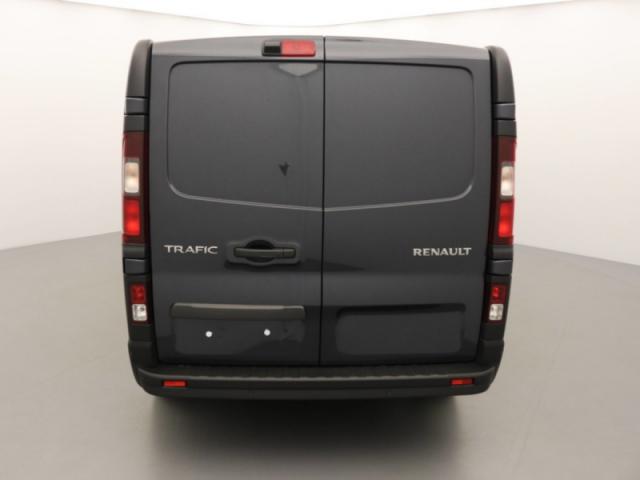Renault Trafic image 2