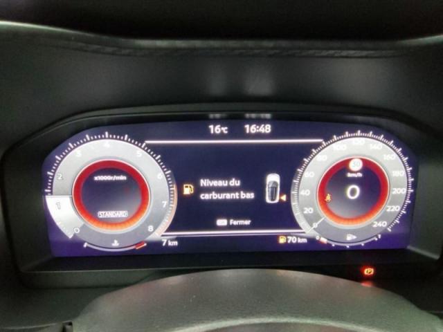 Nissan Juke image 9