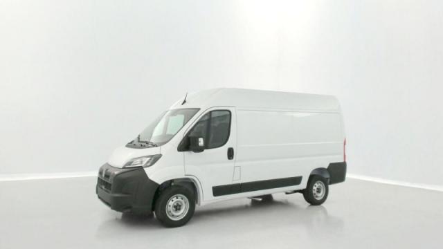 Peugeot Boxer image 2