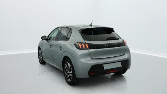 Peugeot 208 image 3