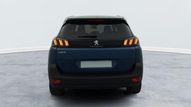 Peugeot 5008 image 4
