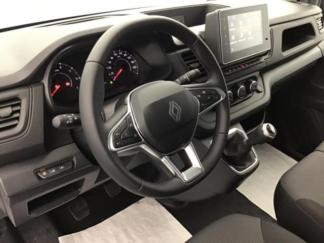 Renault Trafic image 3