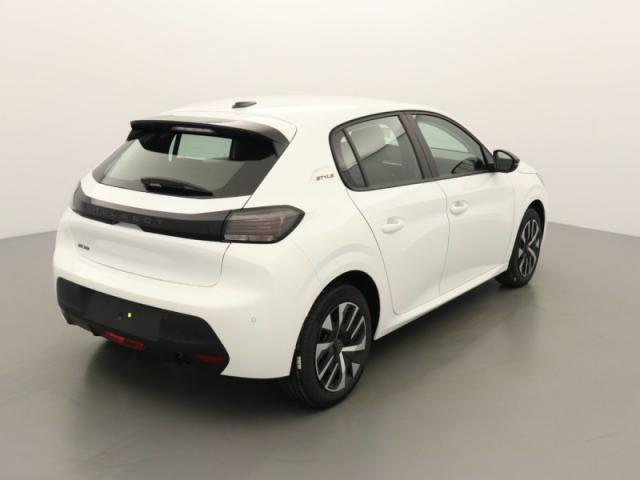 Peugeot 208 image 1