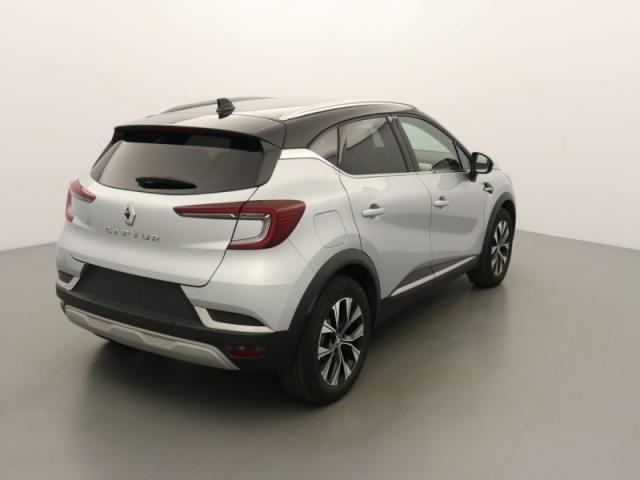 Renault Captur image 2
