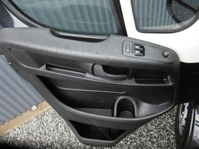 Opel Movano image 5