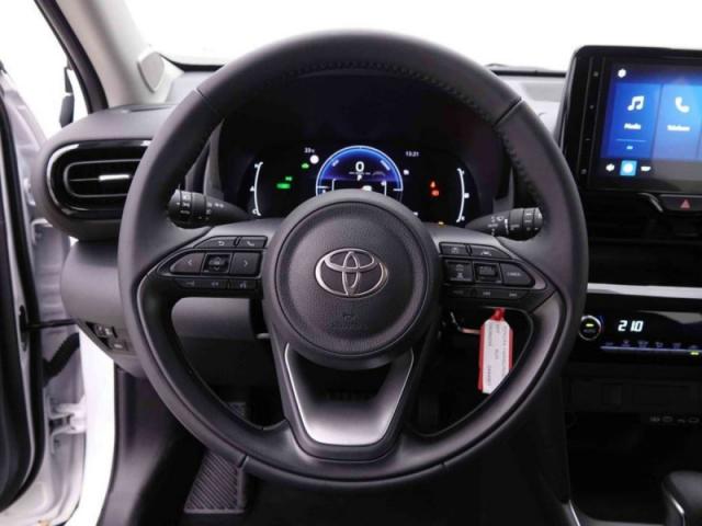 Toyota Yaris Cross image 1