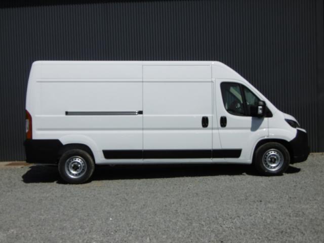 Opel Movano image 1