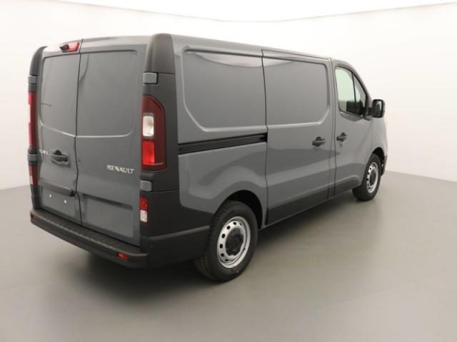 Renault Trafic image 1