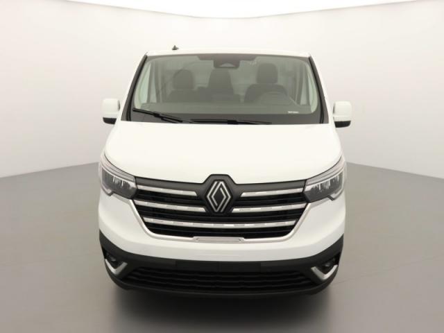 Renault Trafic image 2
