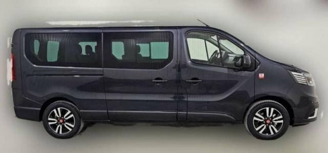 Renault Trafic image 2