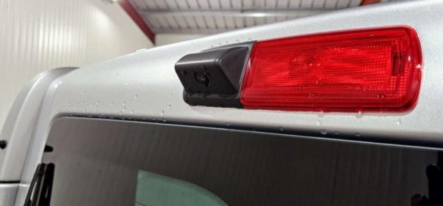 Renault Trafic image 2