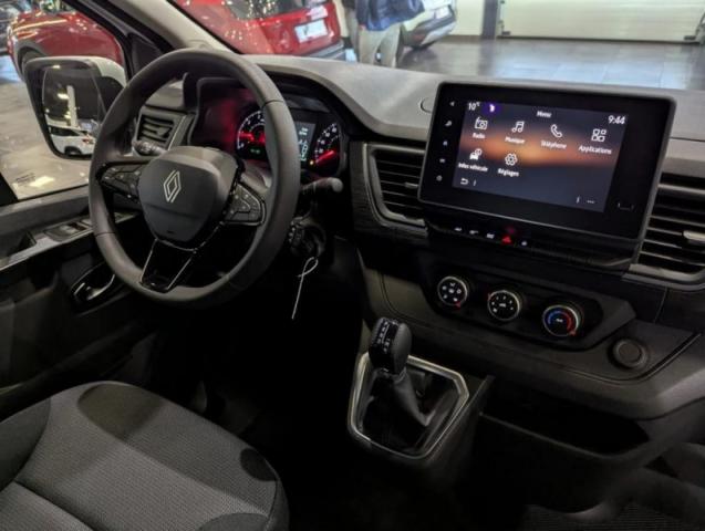 Renault Trafic image 8