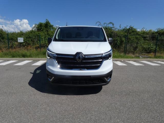 Renault Trafic image 1