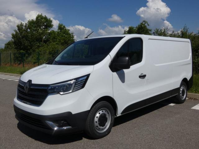 Renault Trafic image 1