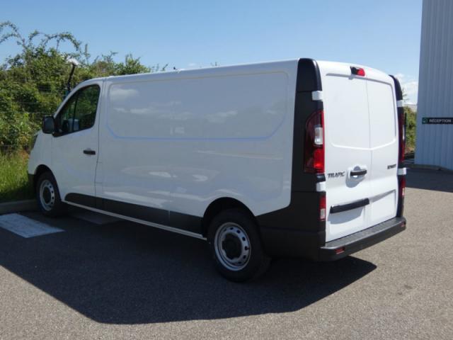 Renault Trafic image 8