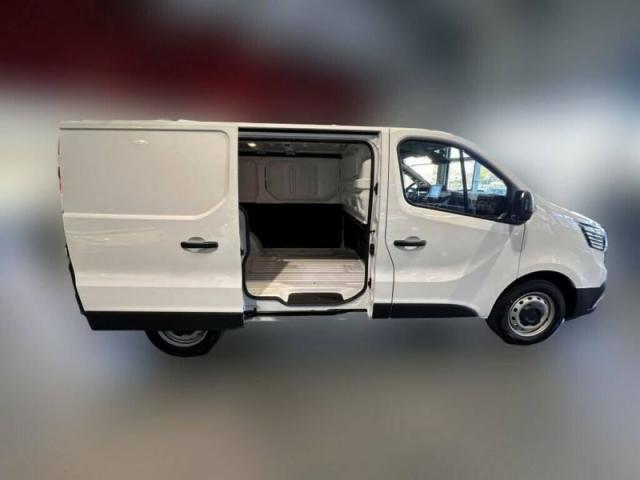 Renault Trafic image 3