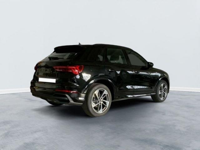 Audi Q3 image 4