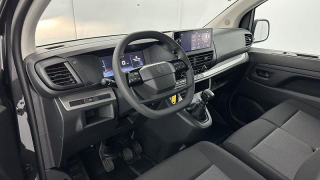 Citroen Jumpy image 2
