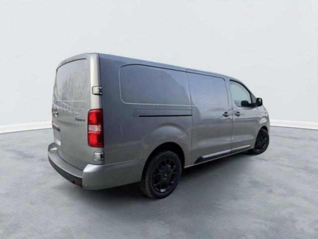 Citroen Jumpy image 1