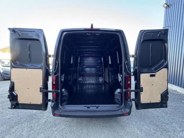 Renault Master image 9