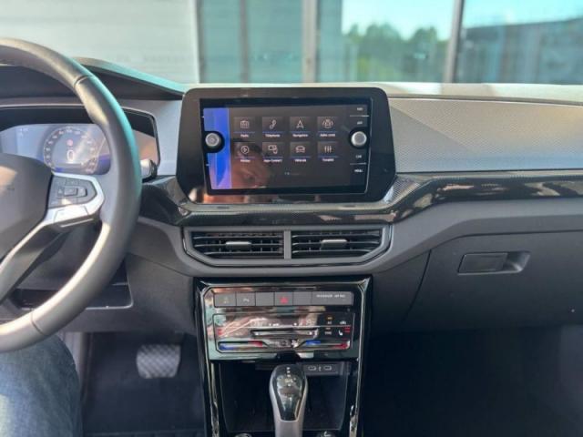 Volkswagen T-Cross image 3