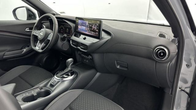 Nissan Juke image 9