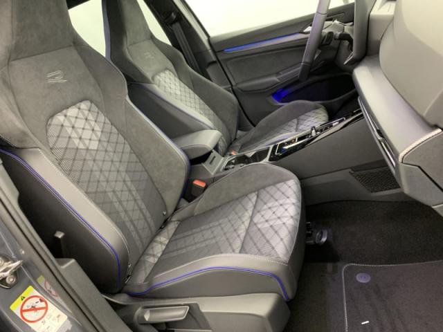 Volkswagen Golf image 8