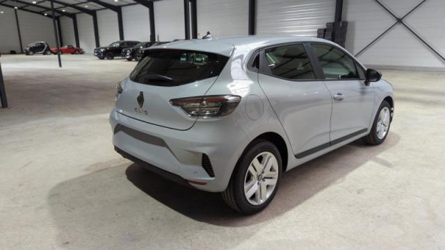 Renault Clio image 9