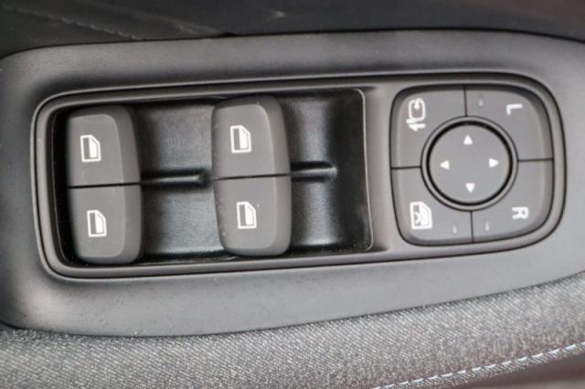 Mg Mg5 image 7