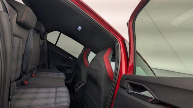 Volkswagen Golf image 4