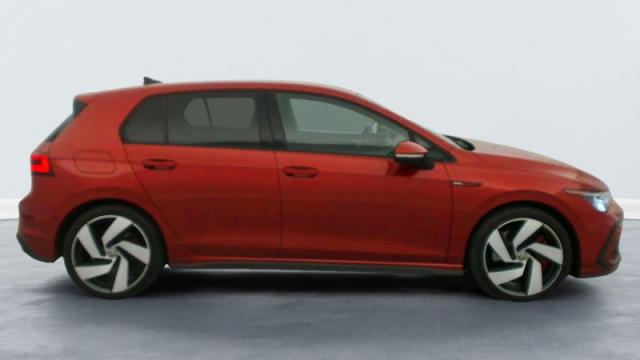 Volkswagen Golf image 9