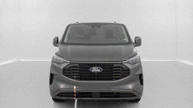 Ford Transit image 4