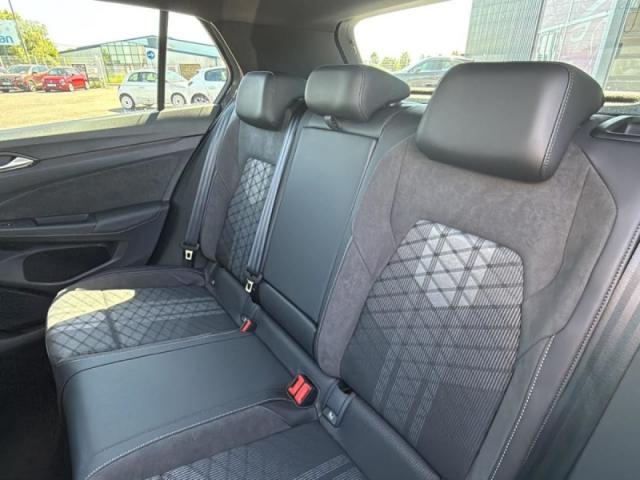 Volkswagen Golf image 2
