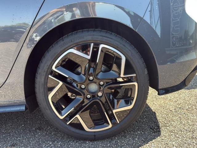 Volkswagen Golf image 4