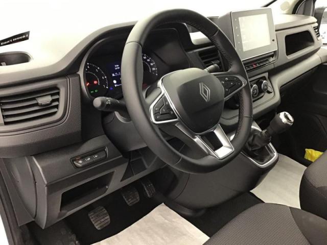 Renault Trafic image 8