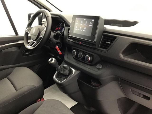 Renault Trafic image 4