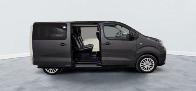 Peugeot Traveller image 4