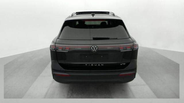 Volkswagen Tiguan image 5