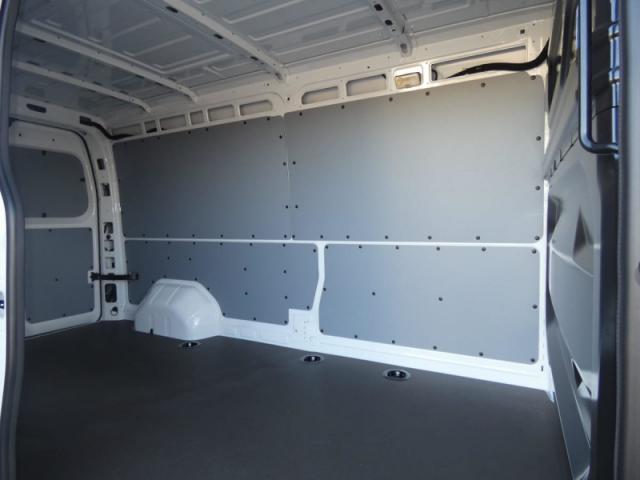 Renault Master image 6