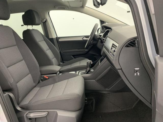 Volkswagen Touran image 1